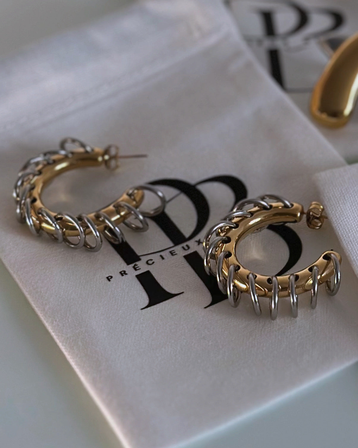 Eiffel Chain Hoops